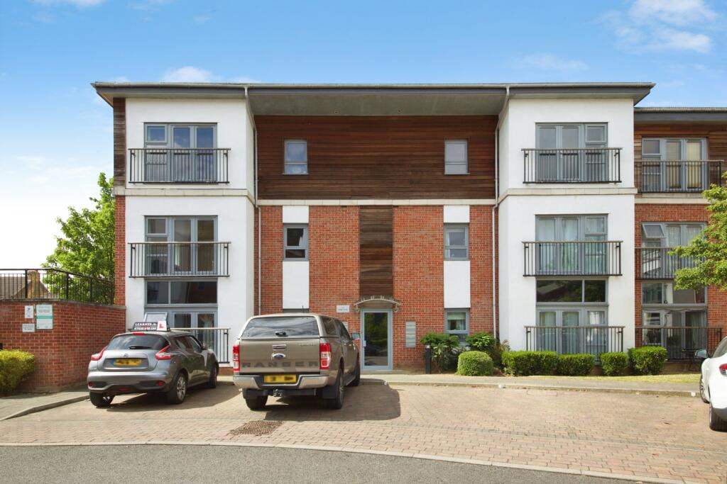 2 bed Apartment for rent in Romford. From Bairstow Eves Lettings - Romford