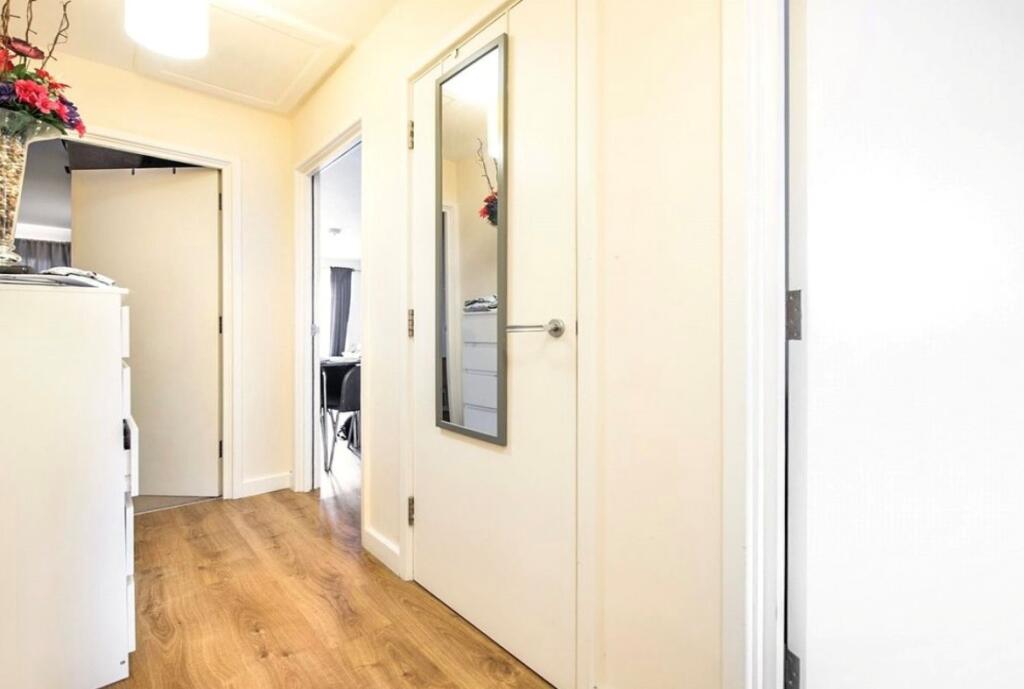 2 bed 1st Floor Flat for rent in Romford. From Bairstow Eves Lettings - Romford