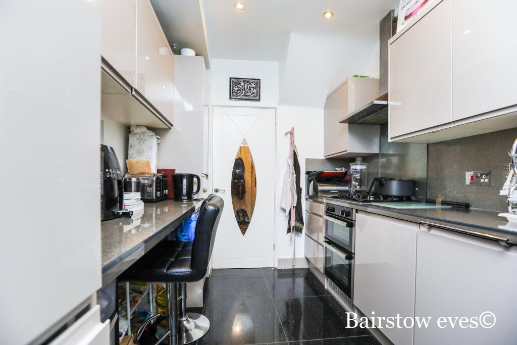 4 bed Detached for rent in Dagenham. From Bairstow Eves Lettings - Romford