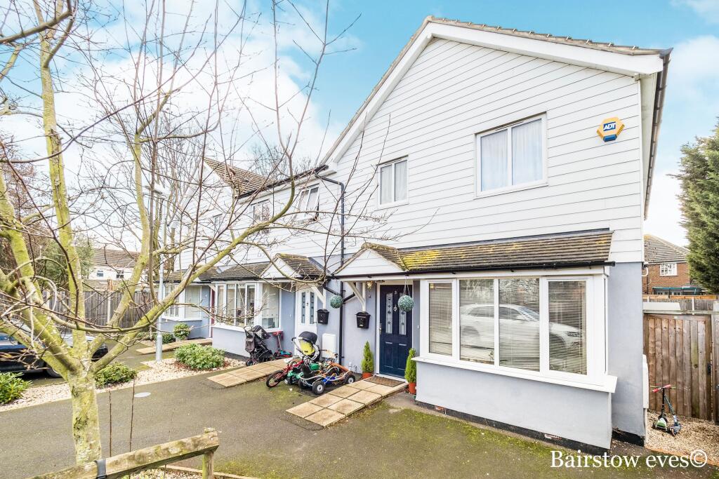 3 bed Detached for rent in Romford. From Bairstow Eves Lettings - Romford