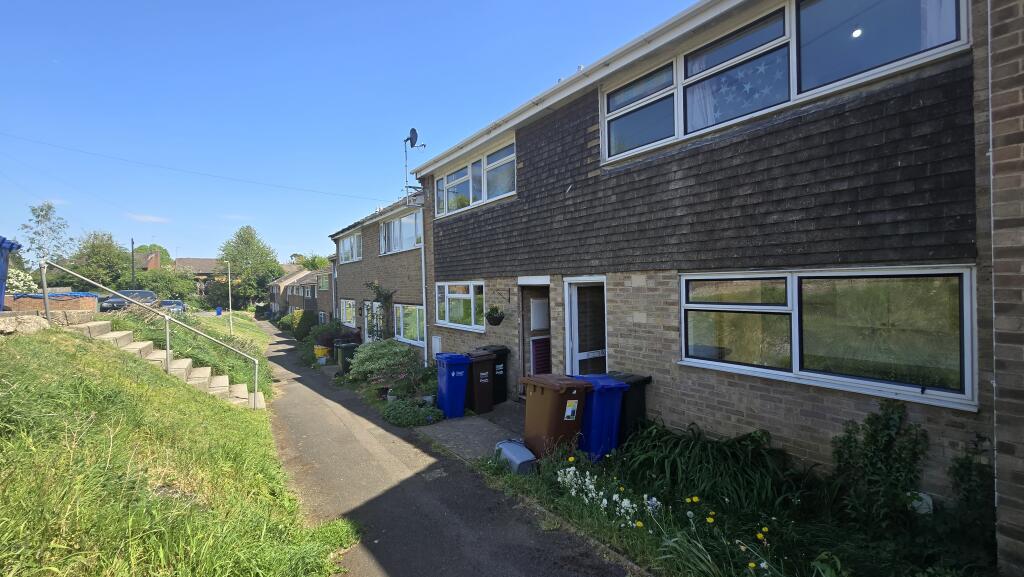 2 bed Mid Terraced House for rent in Bloxham. From Bairstow Eves Lettings - Banbury