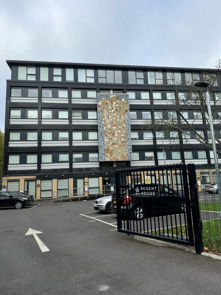 2 bed 1st Floor Flat for rent in Basildon. From Bairstow Eves Lettings - Basildon