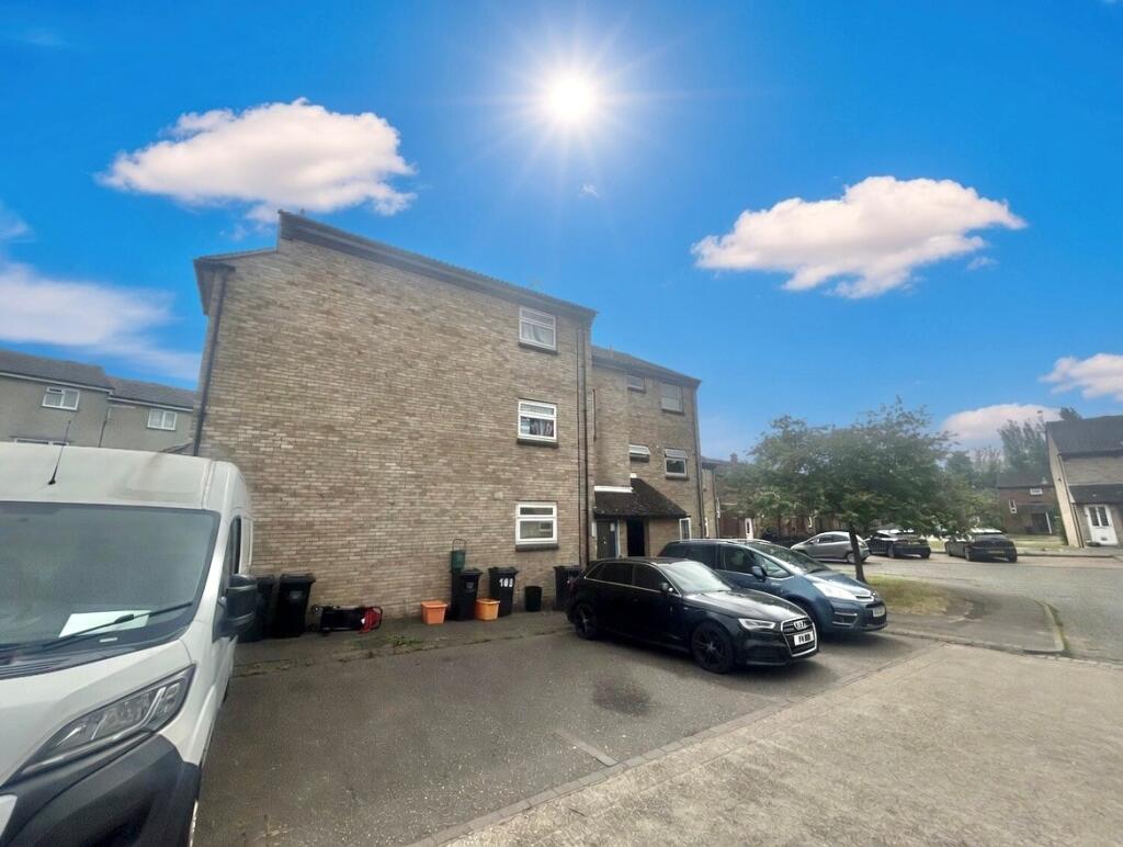 1 bed 1st Floor Flat for rent in Basildon. From Bairstow Eves Lettings - Basildon