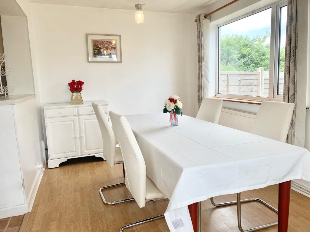 3 bed Semi Detached for rent in Beeston. From Bairstow Eves - Beeston