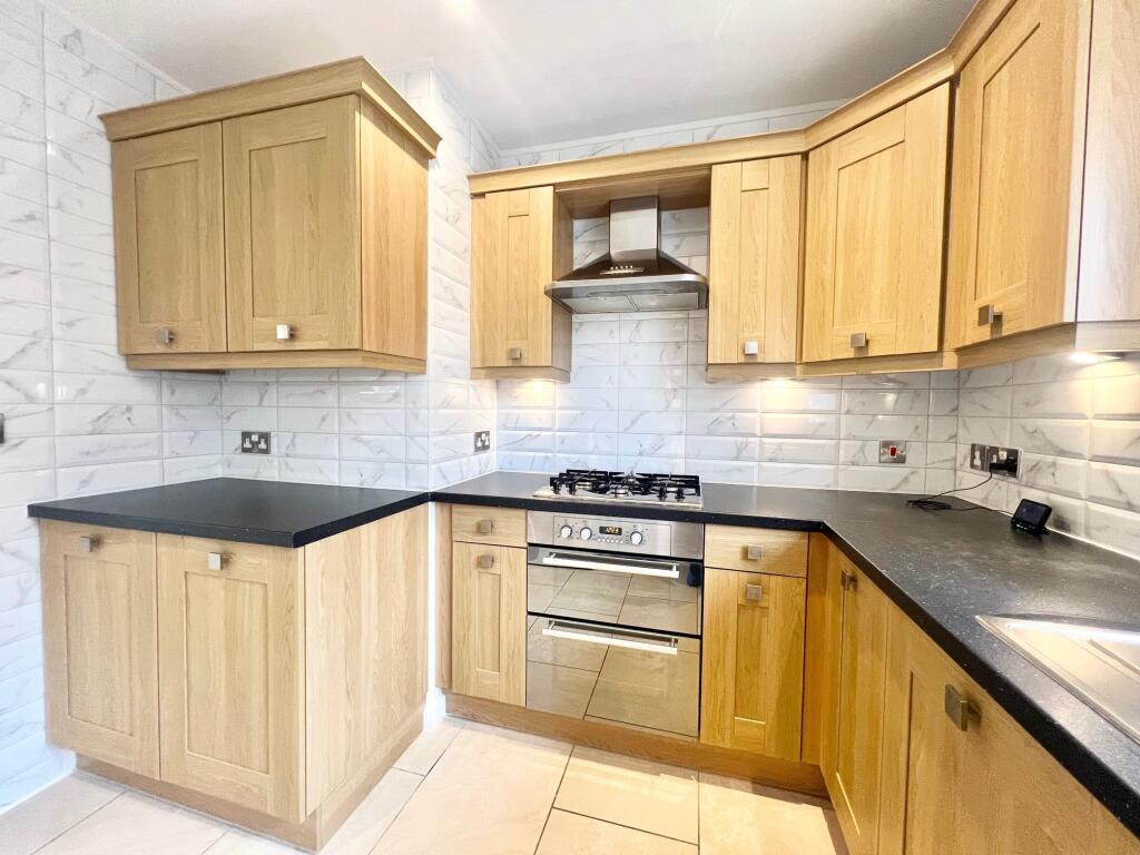 3 bed Semi Detached for rent in Beeston. From Bairstow Eves - Beeston