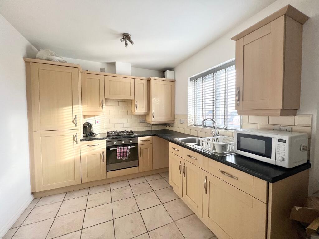 2 bed Apartment for rent in Nottingham. From Bairstow Eves - Beeston