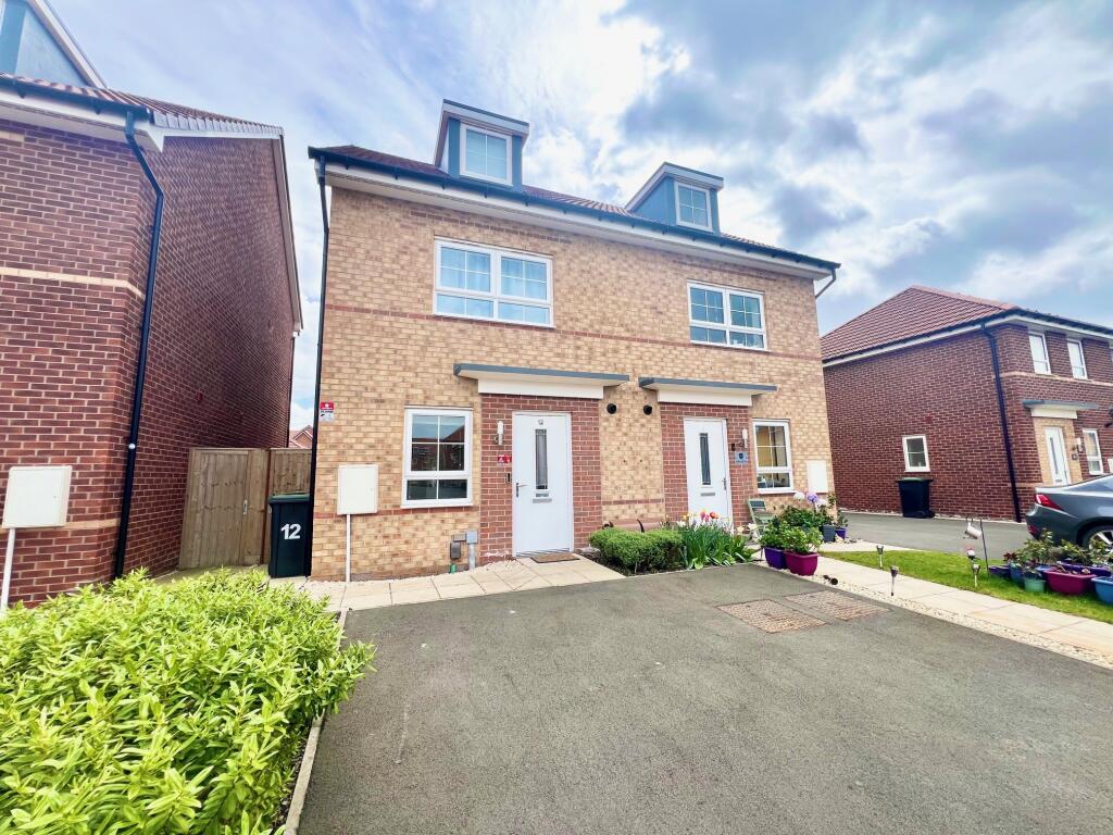 4 bed Semi Detached for rent in Beeston. From Bairstow Eves - Beeston 4 bed Semi Detached for rent in Beeston. From Bairstow Eves - Beeston