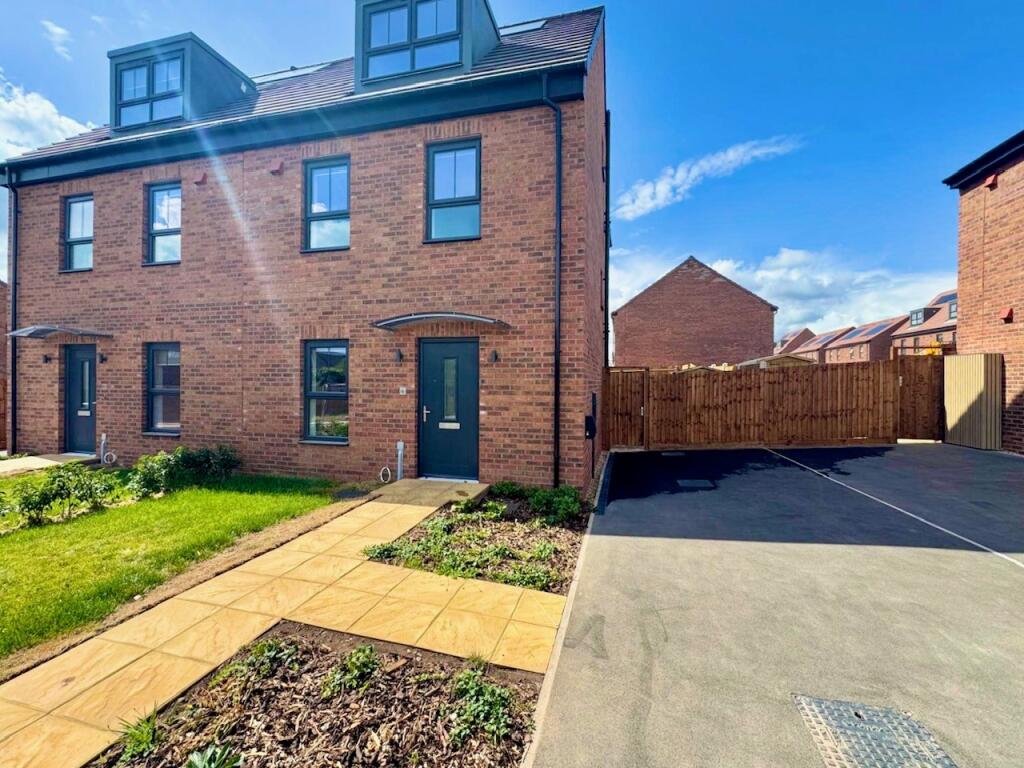 4 bed Semi Detached for rent in Nottingham. From Bairstow Eves - Beeston