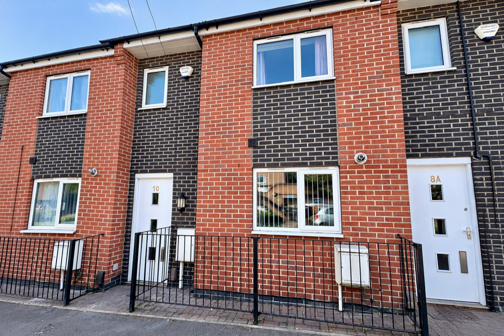 3 bed Town House for rent in Beeston. From Bairstow Eves - Beeston