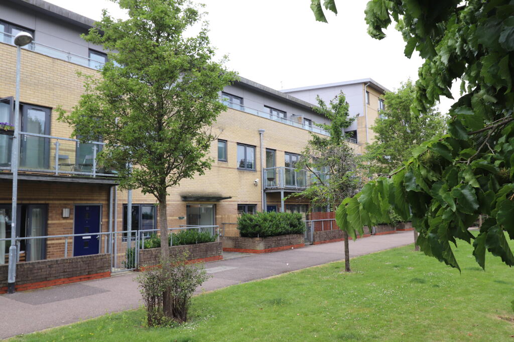 2 bed Apartment for rent in South Weald. From Bairstow Eves Lettings - Brentwood