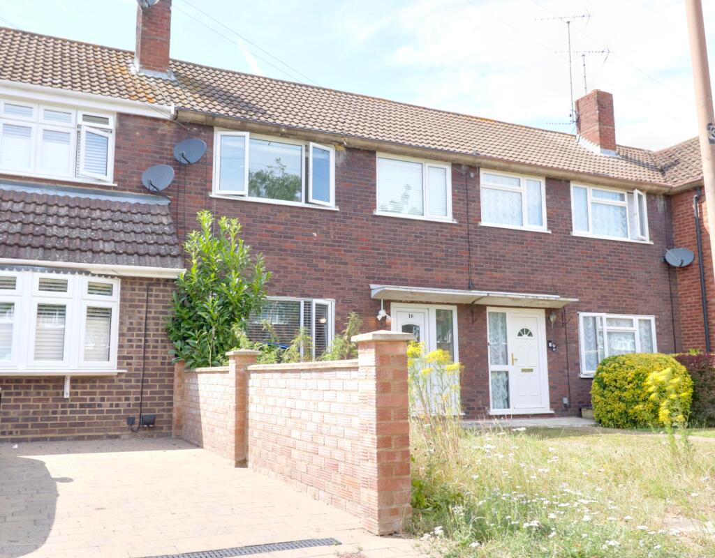 3 bed Detached for rent in Havering's Grove. From Bairstow Eves Lettings - Brentwood
