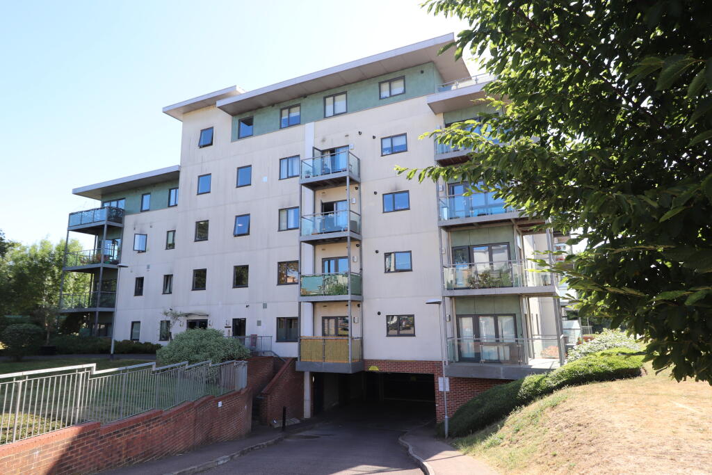 1 bed Apartment for rent in South Weald. From Bairstow Eves Lettings - Brentwood