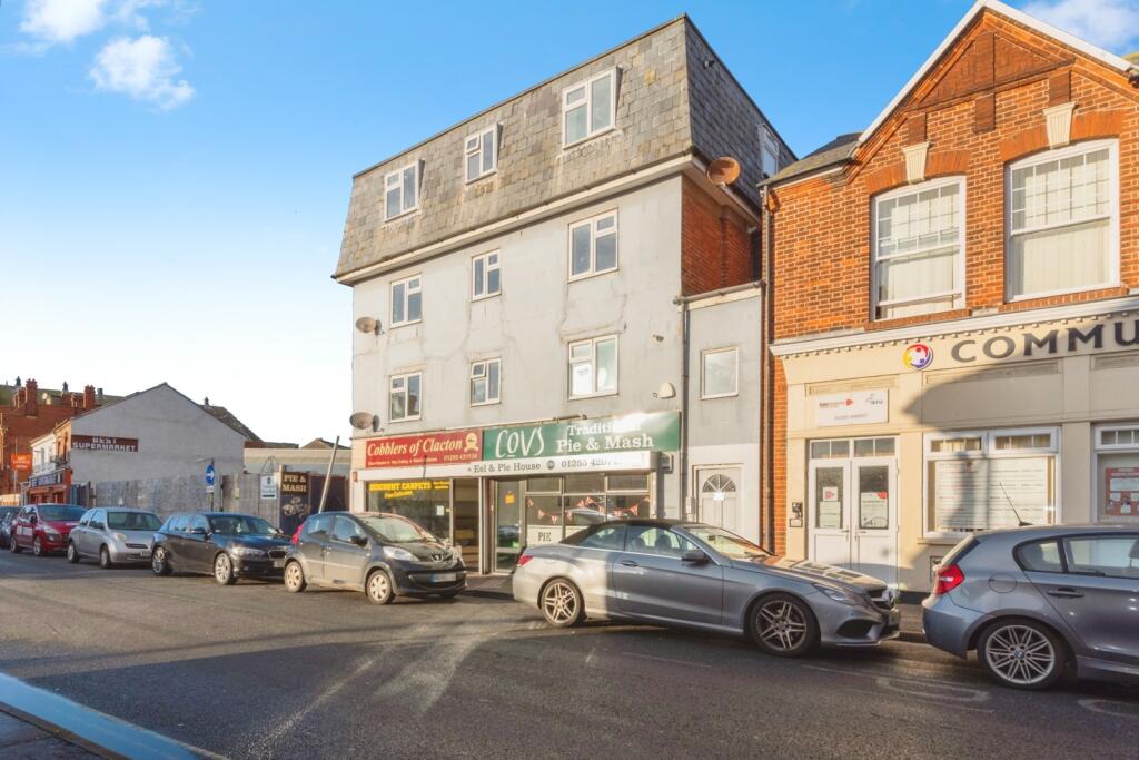 3 bed 1st Floor Flat for rent in Clacton-on-Sea. From Bairstow Eves Lettings - Clacton on Sea