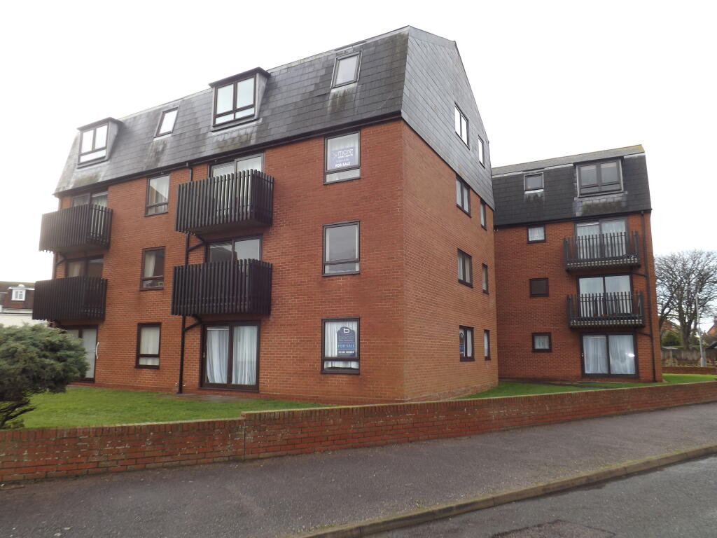 2 bed 1st Floor Flat for rent in Clacton-on-Sea. From Bairstow Eves Lettings - Clacton on Sea 2 bed 1st Floor Flat for rent in Clacton-on-Sea. From Bairstow Eves Lettings - Clacton on Sea