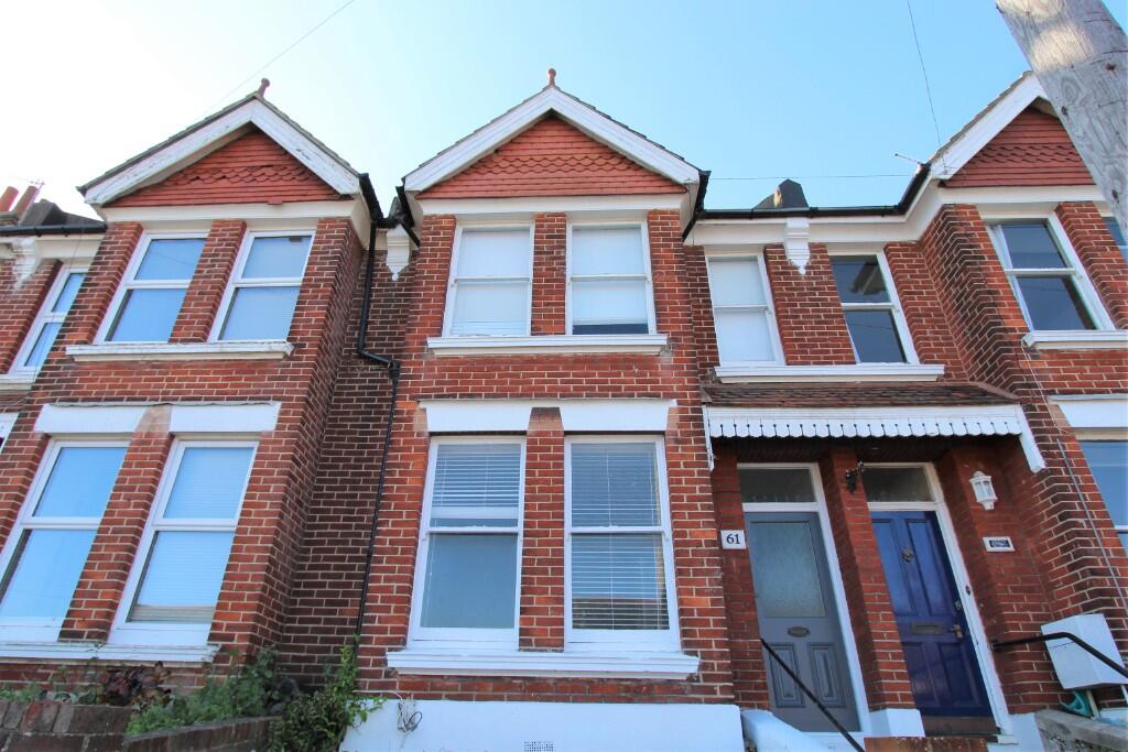 3 bed Mid Terraced House for rent in Brighton and Hove. From Beaumonts - Brighton