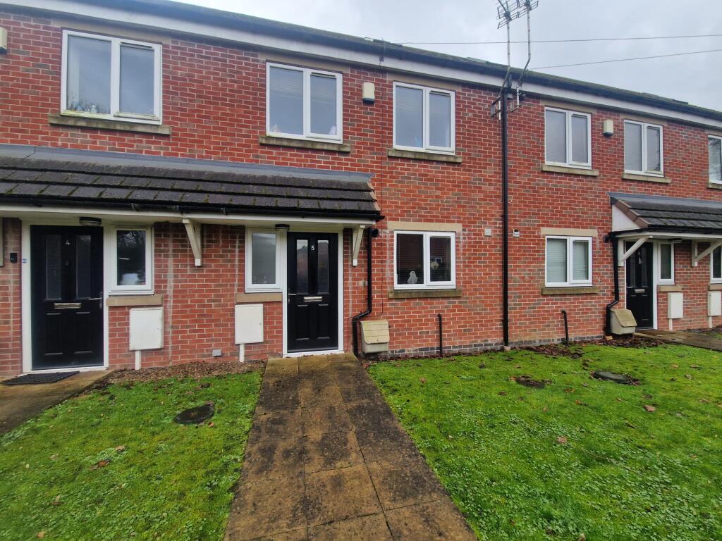 4 bed Town House for rent in Sutton in Ashfield. From Bairstow Eves - Mansfield