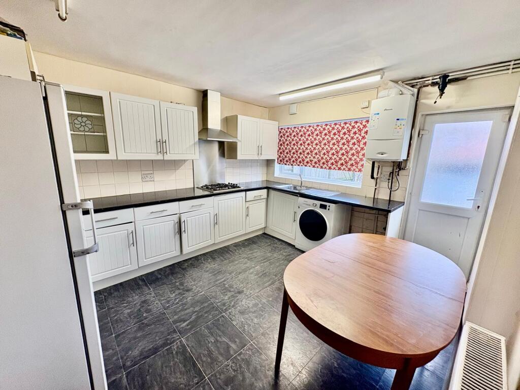 5 bed Detached for rent in Nottingham. From Bairstow Eves - Nottingham