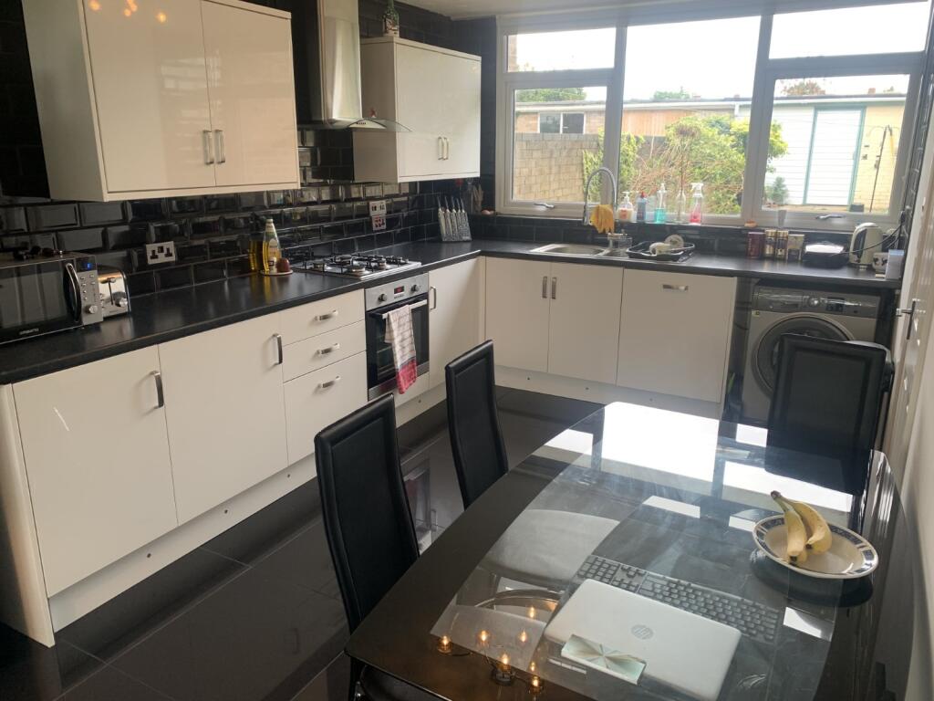 4 bed Town House for rent in Peterborough. From Bairstow Eves - Peterborough 4 bed Town House for rent in Peterborough. From Bairstow Eves - Peterborough