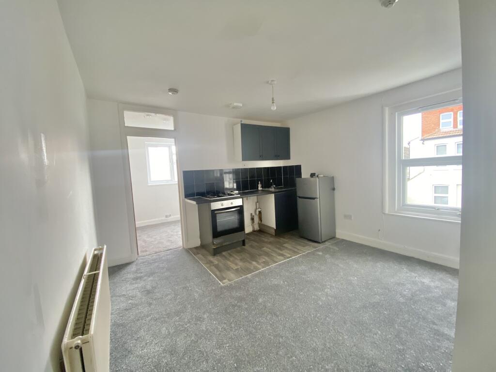 0 bed 1st Floor Flat for rent in Southend-on-Sea. From Bairstow Eves - Southend-on-Sea 0 bed 1st Floor Flat for rent in Southend-on-Sea. From Bairstow Eves - Southend-on-Sea