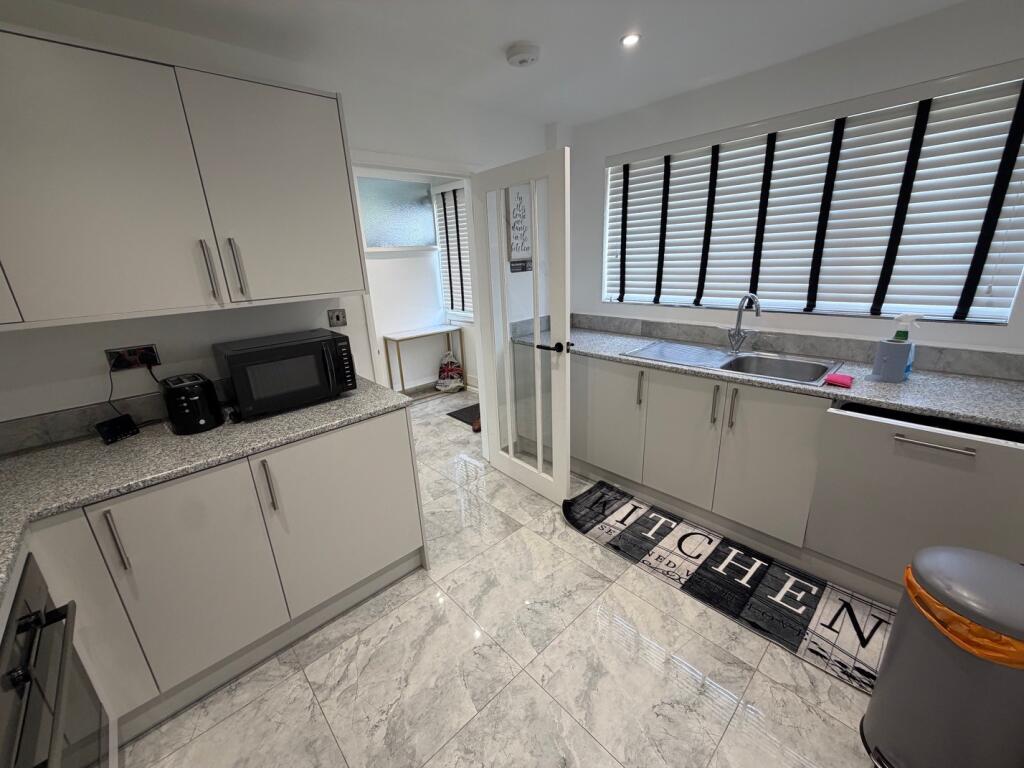3 bed Detached for rent in Stonebridge. From Bairstow Eves - Southend-on-Sea 3 bed Detached for rent in Stonebridge. From Bairstow Eves - Southend-on-Sea