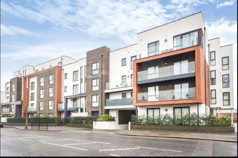 2 bed Apartment for rent in Southend-on-Sea. From Bairstow Eves - Southend-on-Sea 2 bed Apartment for rent in Southend-on-Sea. From Bairstow Eves - Southend-on-Sea