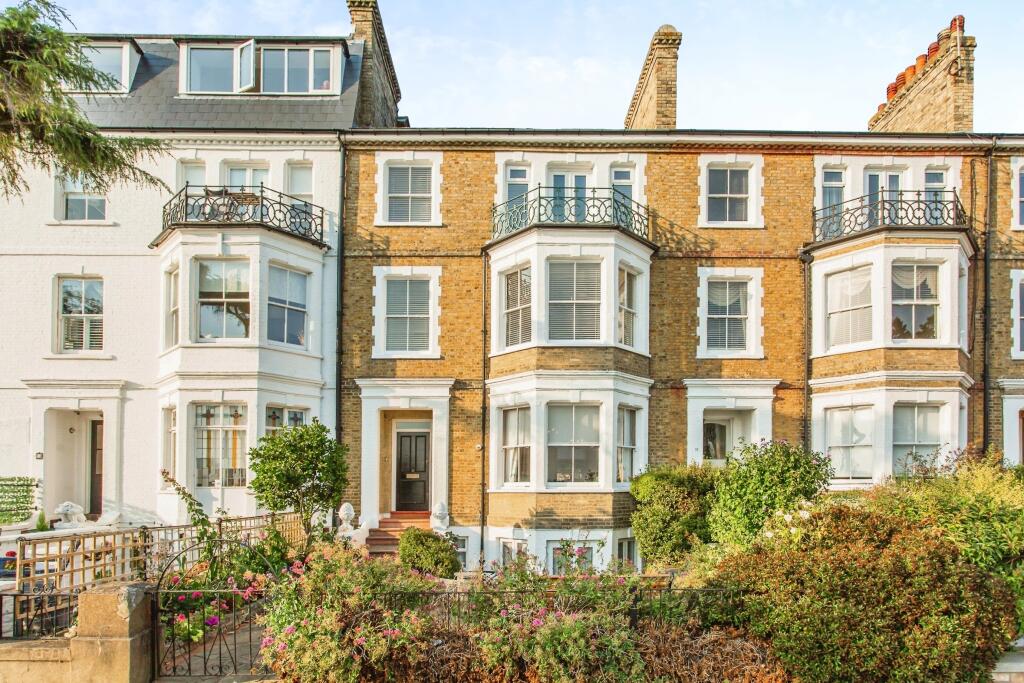 0 bed Apartment for rent in Southend-on-Sea. From Bairstow Eves - Southend-on-Sea 0 bed Apartment for rent in Southend-on-Sea. From Bairstow Eves - Southend-on-Sea