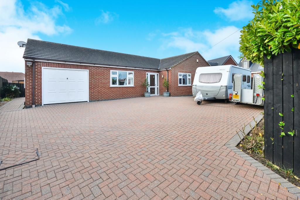 4 bed Detached bungalow for rent in Sutton in Ashfield. From Bairstow Eves - Sutton in Ashfield