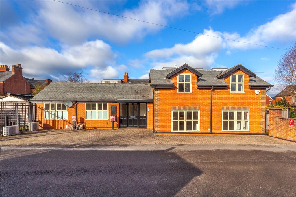 1 bed Apartment for rent in Henley-on-Thames. From Ballards Estate Agents - Henley On Thames 1 bed Apartment for rent in Henley-on-Thames. From Ballards Estate Agents - Henley On Thames