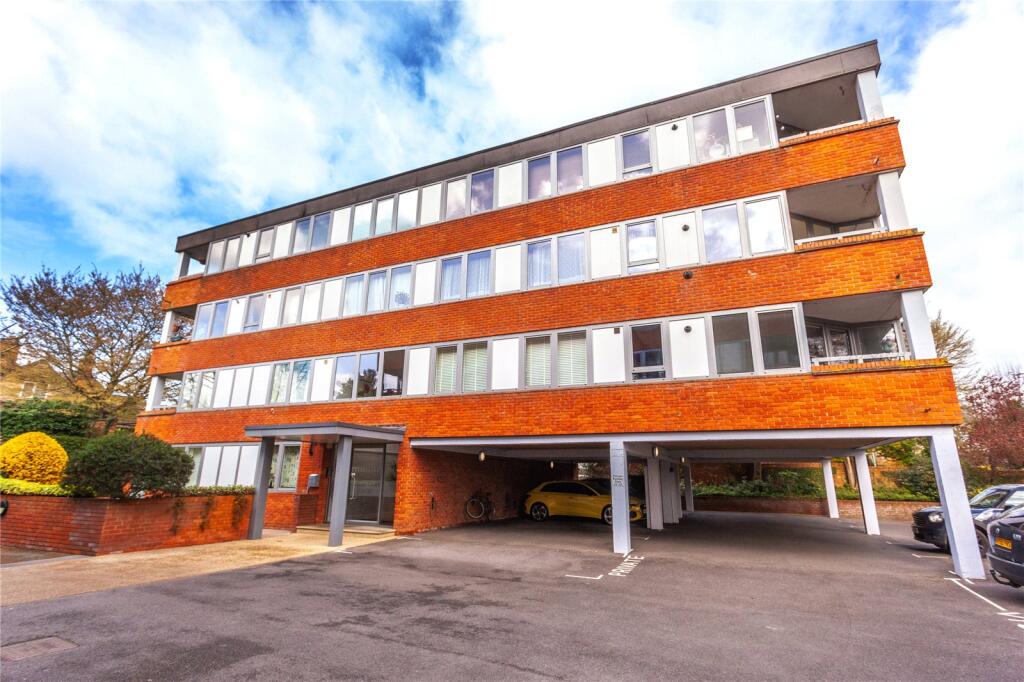 2 bed Apartment for rent in Henley-on-Thames. From Ballards Estate Agents - Henley On Thames