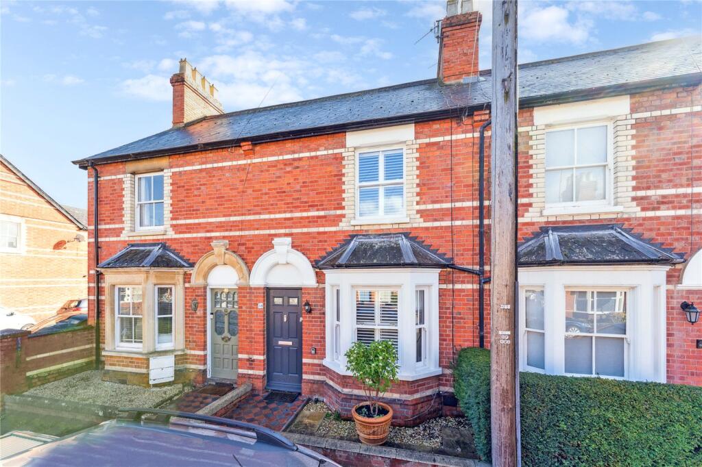 2 bed Mid Terraced House for rent in Henley-on-Thames. From Ballards Estate Agents - Henley On Thames