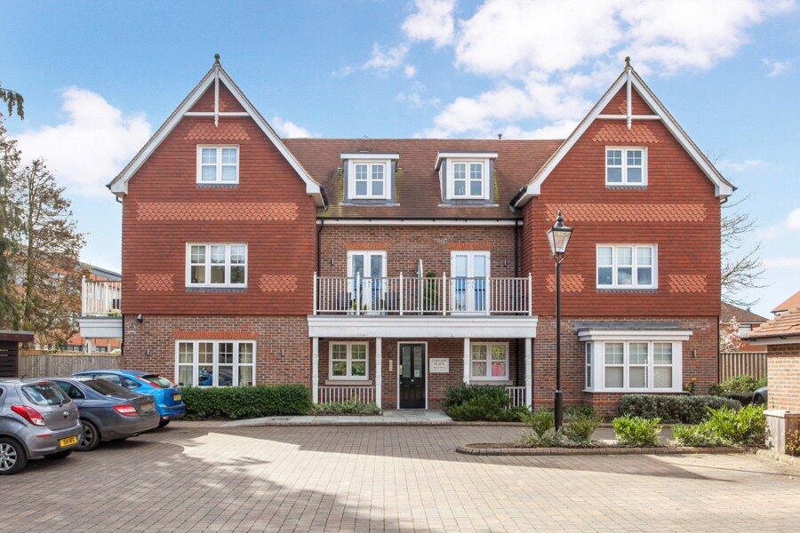 2 bed 1st Floor Flat for rent in Marlow. From Ballards Estate Agents - Marlow 2 bed 1st Floor Flat for rent in Marlow. From Ballards Estate Agents - Marlow