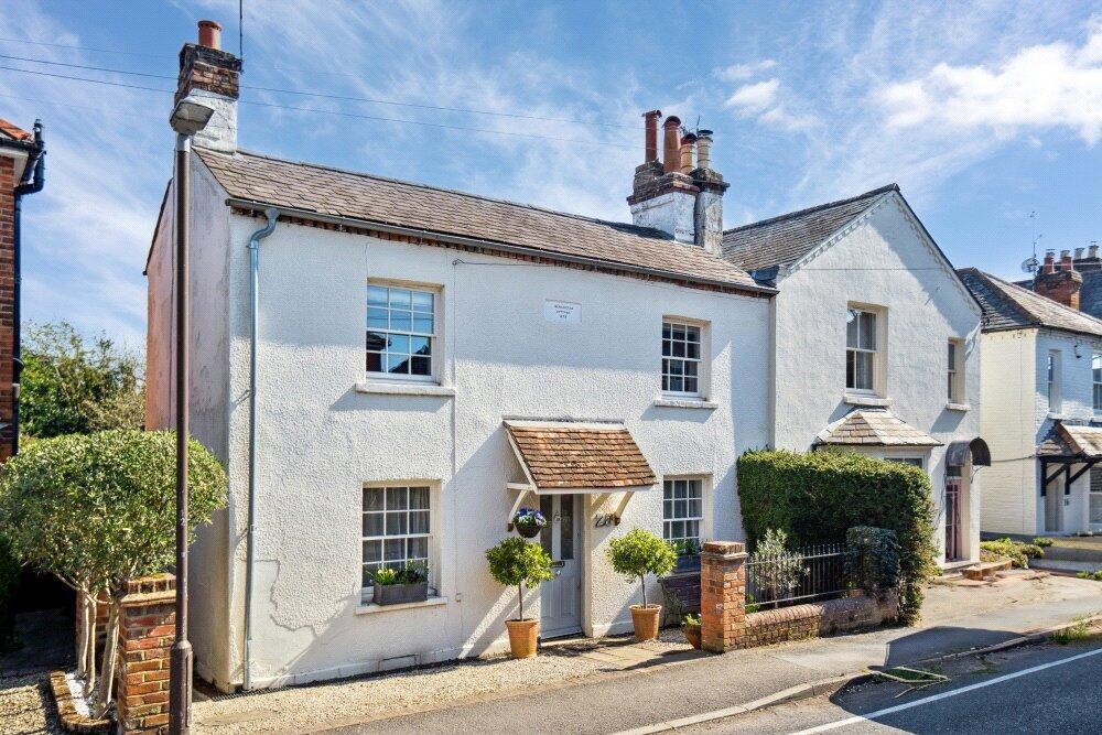 3 bed Semi Detached for rent in Marlow. From Ballards Estate Agents - Marlow