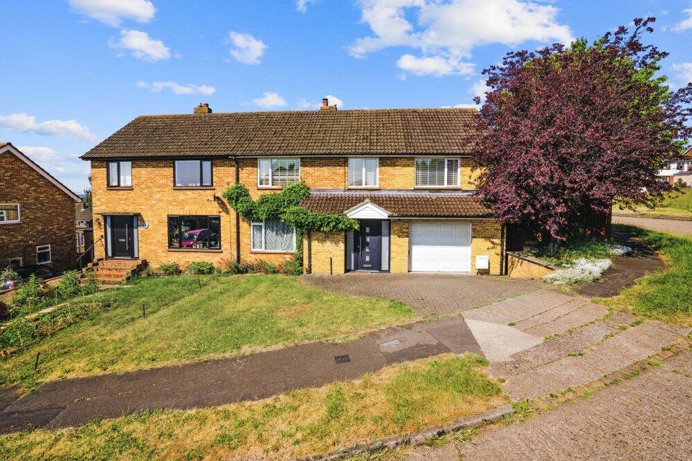 5 bed Semi Detached for rent in Marlow Bottom. From Ballards Estate Agents - Marlow 5 bed Semi Detached for rent in Marlow Bottom. From Ballards Estate Agents - Marlow