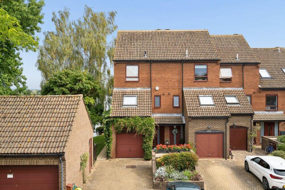 3 bed House (unspecified) for rent in Temple. From Ballards Estate Agents - Marlow 3 bed House (unspecified) for rent in Temple. From Ballards Estate Agents - Marlow