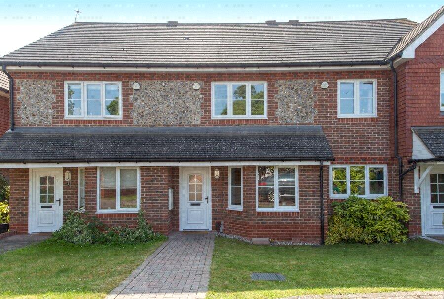 2 bed Mid Terraced House for rent in Twyford. From Ballards Estate Agents - Twyford