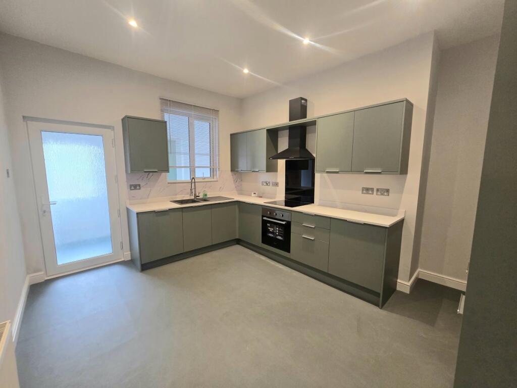 2 bed Mid Terraced House for rent in Thurnscoe. From Beecroft Estates - Mexborough