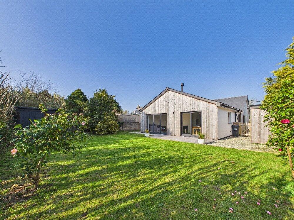4 bed Bungalow for rent in Middle Crackington. From Bond Oxborough Phillips - Bude 4 bed Bungalow for rent in Middle Crackington. From Bond Oxborough Phillips - Bude