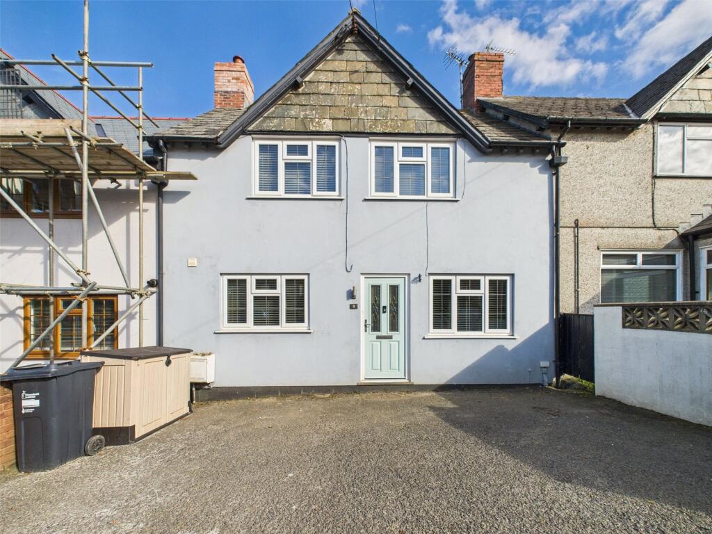 3 bed Mid Terraced House for rent in Bude. From Bond Oxborough Phillips - Bude