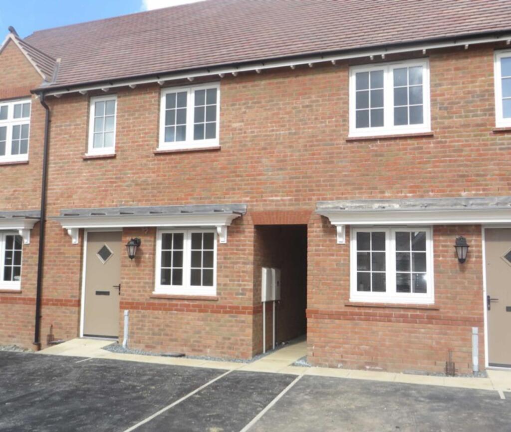 2 bed Mid Terraced House for rent in Holsworthy. From Bond Oxborough Phillips - Holsworthy