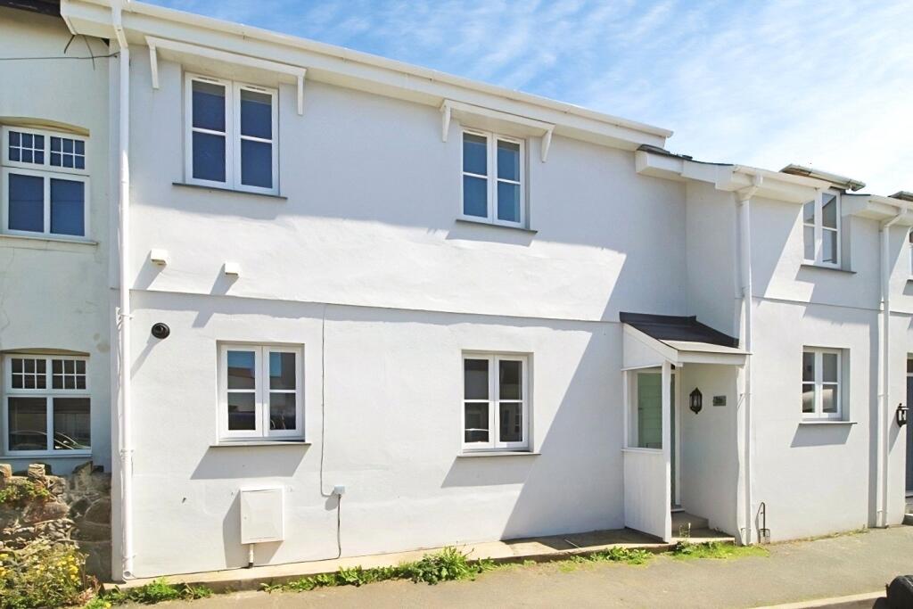 2 bed Mid Terraced House for rent in Bude. From Bond Oxborough Phillips - Holsworthy