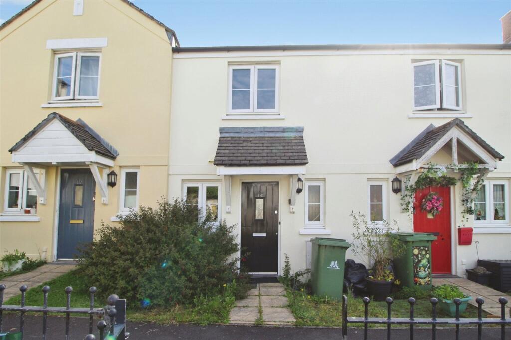 2 bed Mid Terraced House for rent in Holsworthy. From Bond Oxborough Phillips - Holsworthy