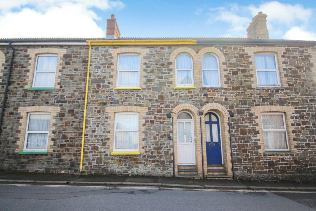 3 bed Mid Terraced House for rent in Holsworthy. From Bond Oxborough Phillips - Holsworthy 3 bed Mid Terraced House for rent in Holsworthy. From Bond Oxborough Phillips - Holsworthy