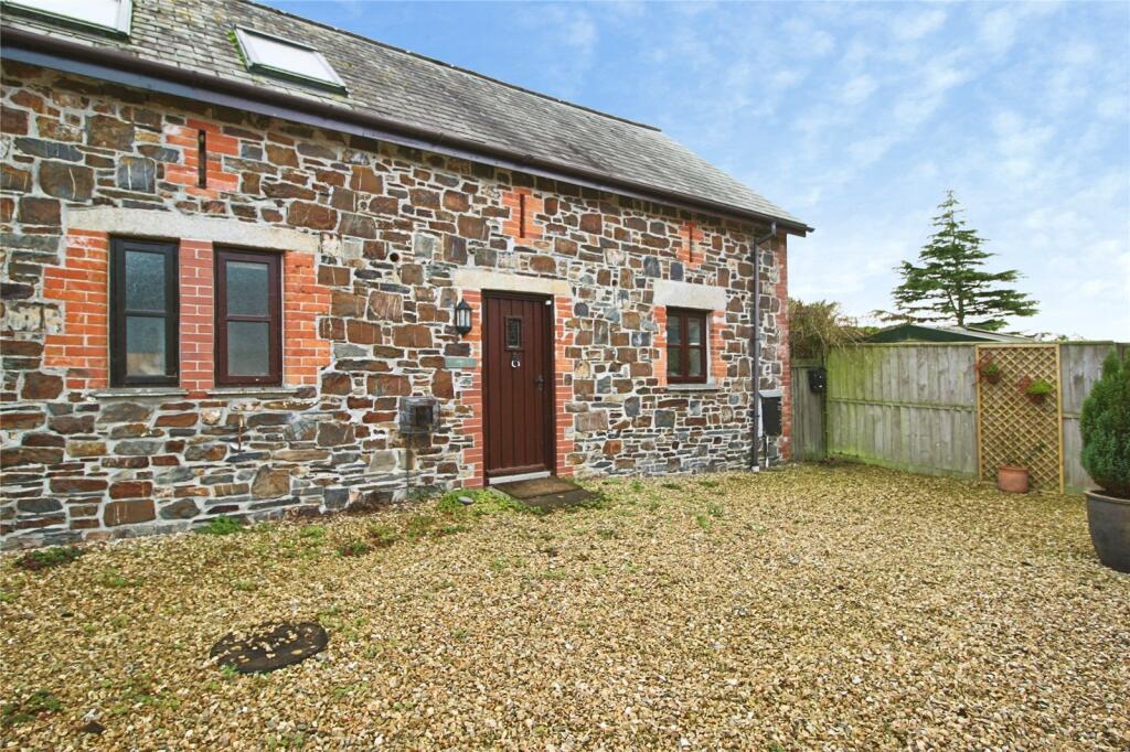 2 bed Semi Detached for rent in Launceston. From Bond Oxborough Phillips - Holsworthy 2 bed Semi Detached for rent in Launceston. From Bond Oxborough Phillips - Holsworthy