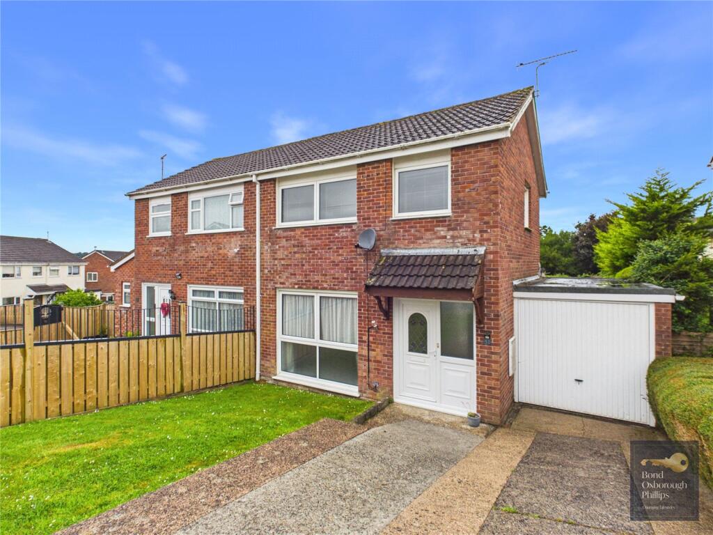 3 bed Semi Detached for rent in Great Torrington. From Bond Oxborough Phillips - Torrington 3 bed Semi Detached for rent in Great Torrington. From Bond Oxborough Phillips - Torrington
