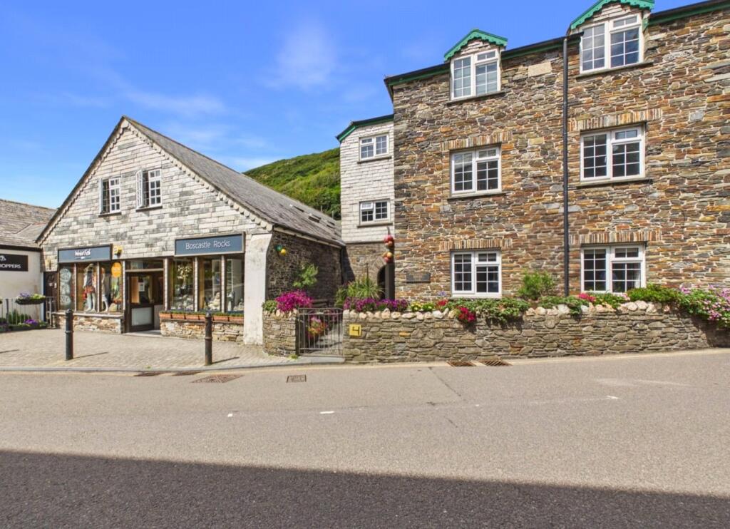 2 bed 1st Floor Flat for rent in Boscastle. From Bond Oxborough Phillips - Wadebridge 2 bed 1st Floor Flat for rent in Boscastle. From Bond Oxborough Phillips - Wadebridge