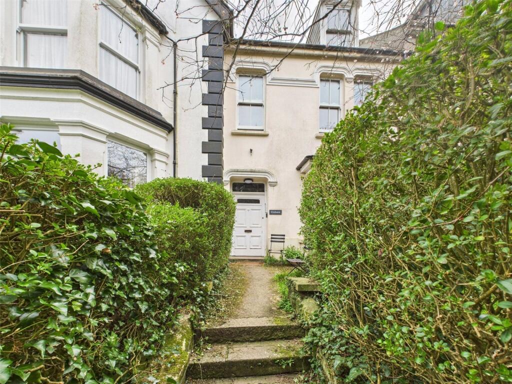 1 bed 1st Floor Flat for rent in Wadebridge. From Bond Oxborough Phillips - Wadebridge 1 bed 1st Floor Flat for rent in Wadebridge. From Bond Oxborough Phillips - Wadebridge