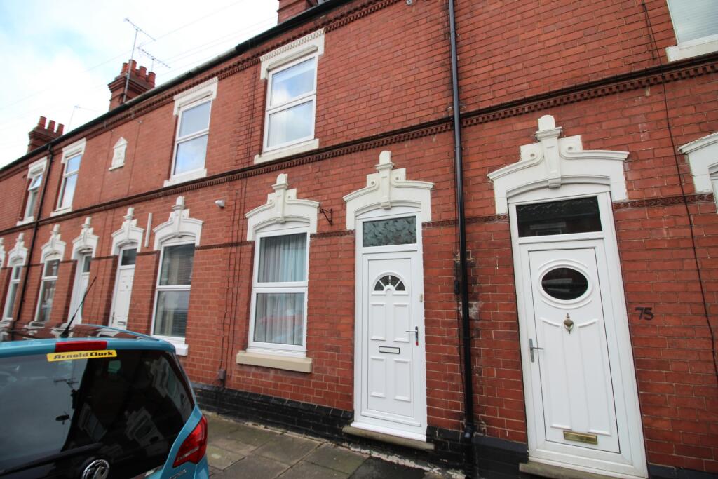 3 bed Mid Terraced House for rent in Kidderminster. From Bagleys Sales & Rentals - Kidderminster