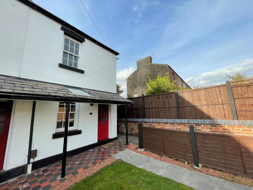 2 bed End of Terrace for rent in Hale. From BE Property Services - Woolton 2 bed End of Terrace for rent in Hale. From BE Property Services - Woolton