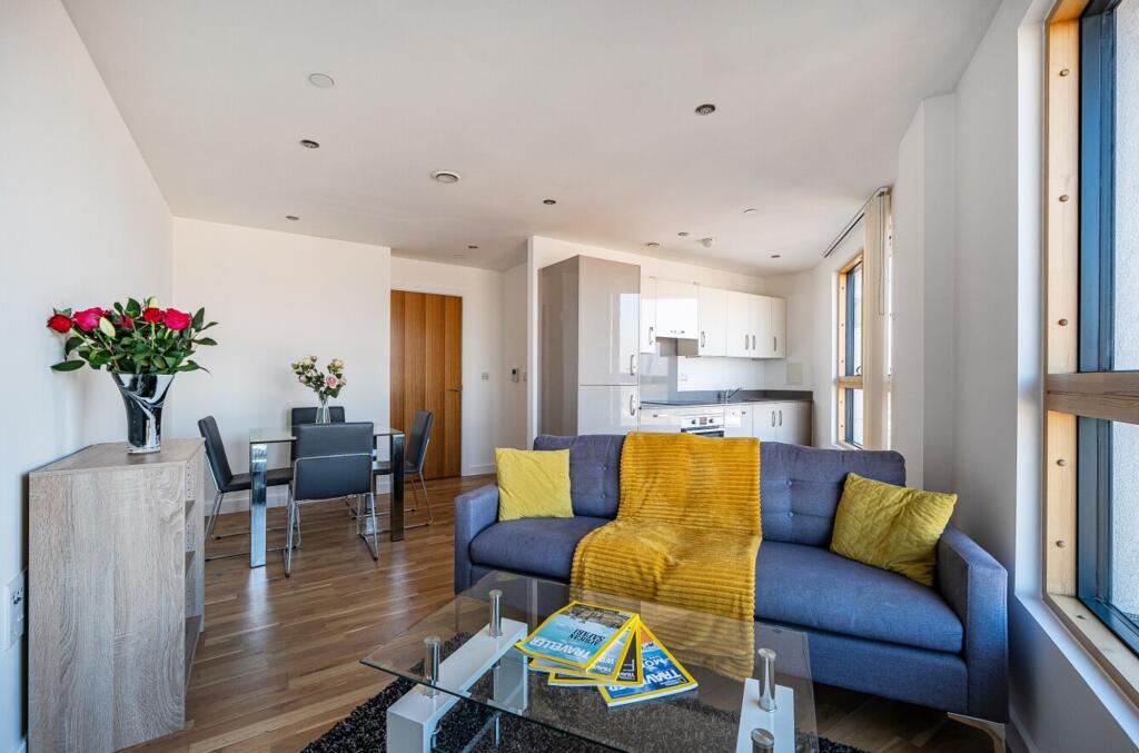 1 bed Apartment for rent in Reading. From Black & White Property Services - Reading