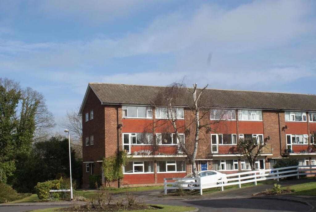 2 bed Annexe for rent in Twyford. From Black & White Property Services - Reading 2 bed Annexe for rent in Twyford. From Black & White Property Services - Reading